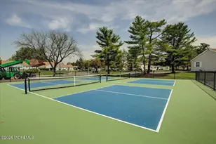 117 Lowens Strasse, Freehold, NJ 07728 - Photo 27