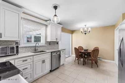 117 Lowens Strasse #A, Freehold, NJ 07728 - Photo 7