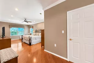 111 Fontaine Ct, Monroe Township, NJ 08831 - Photo 35