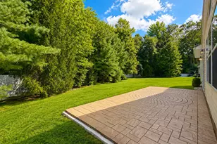 111 Fontaine Ct, Monroe Township, NJ 08831 - Photo 41