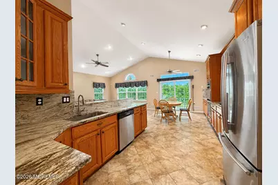 111 Fontaine Court, Monroe Township, NJ 08831 - Photo 21