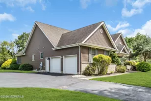 2303 Donna Dee Ct, Toms River Township, NJ 08755 - Photo 3