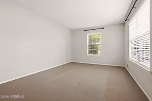 51 Farnworth Close, Freehold, NJ 07728 - Photo 21