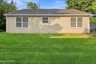 51 Farnworth Close, Freehold, NJ 07728 - Photo 23