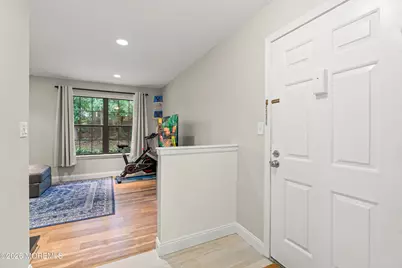 303 Wellington Pl, Aberdeen Township, NJ 07747 - Photo 3