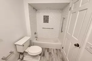 34 Meadow Green Cir, Manalapan Township, NJ 07726 - Photo 13