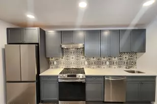 34 Meadow Green Cir, Manalapan Township, NJ 07726 - Photo 3