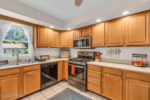 118 Lakewood Rd, Neptune Township, NJ 07753 - Photo 13