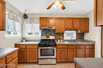 342 Aldrich Road, Howell Township, NJ 07731 - Photo 7