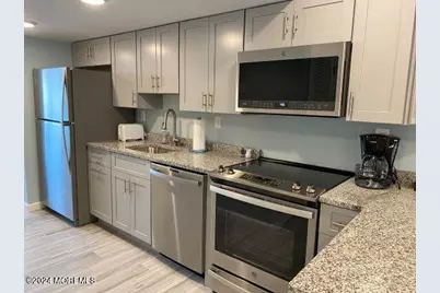 438 Highway 35 N #1102, Mantoloking, NJ 08738 - Photo 3