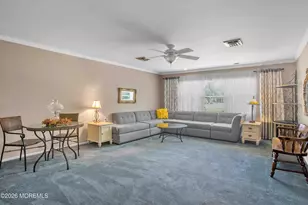 211A Huntington Dr, Lakewood, NJ 08701 - Photo 5