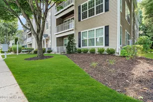 663 St Andrews Pl, Manalapan Township, NJ 07726 - Photo 3