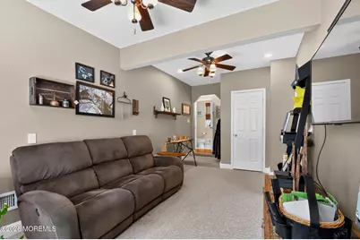 105 Hollow Oak Lane, Manahawkin, NJ 08050 - Photo 17