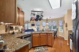105 Hollow Oak Ln, Manahawkin, NJ 08050 - Photo 7