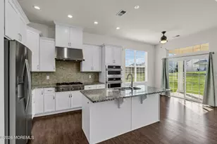 27 Flagstone Ct, Freehold, NJ 07728 - Photo 13