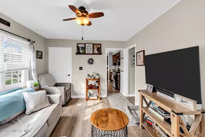 920 S Concourse, Keyport, NJ 07735 - Photo 5