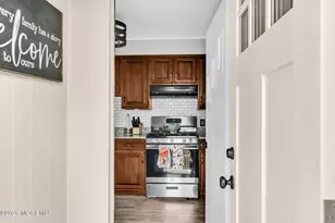 920 S Concourse, Keyport, NJ 07735 - Photo 9