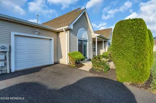 49 Foxwood Rd, Lakewood, NJ 08701 - Photo 29