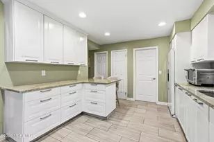 81 Cotswold Cir, Ocean, NJ 07712 - Photo 7