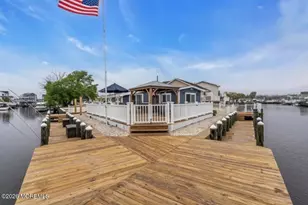 129 Jeteemale Dr, Manahawkin, NJ 08050 - Photo 3