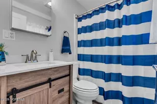 129 Jeteemale Dr, Manahawkin, NJ 08050 - Photo 13