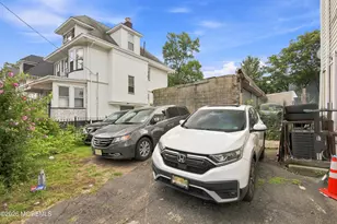 64 Fabyan Pl, Newark, NJ 07108 - Photo 31