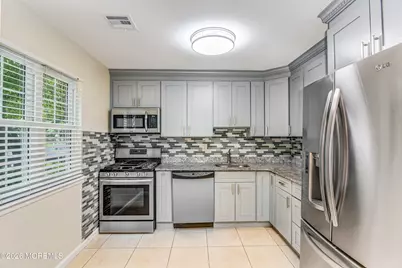 65 County Road #71, Cliffwood, NJ 07721 - Photo 9