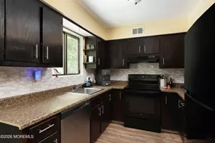 253 Clubhouse Dr, Middletown, NJ 07748 - Photo 7