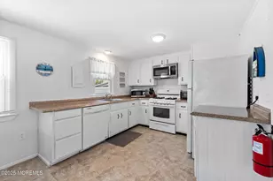 25 E 49th St, Beach Haven, NJ 08008 - Photo 19