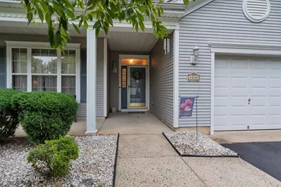 53 Greenways Lane, Lakewood, NJ 08701 - Photo 9