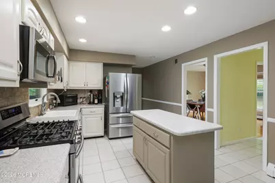 139 Sleepy Hollow Road, Red Bank, NJ 07701 - Photo 31