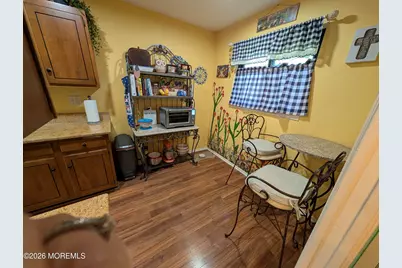 19 Elizabeth Court, Tinton Falls, NJ 07724 - Photo 11