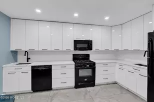 516 Woodbine Ln, Lakewood, NJ 08701 - Photo 5