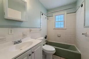 35 Ruth Pl, Eatontown, NJ 07724 - Photo 9