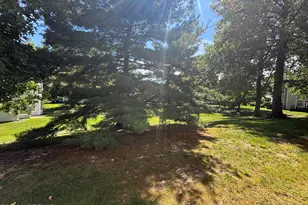 15 Saddle Ct, Tinton Falls, NJ 07753 - Photo 19