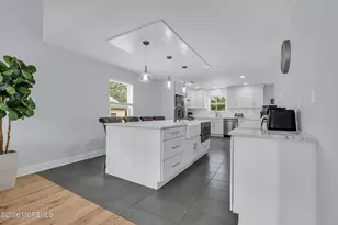 609 Amsterdam Ave, Toms River Township, NJ 08757 - Photo 11