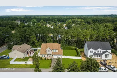 609 Amsterdam Avenue, Toms River Township, NJ 08757 - Photo 47