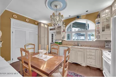 246 Ocean Avenue N, Long Branch, NJ 07740 - Photo 29