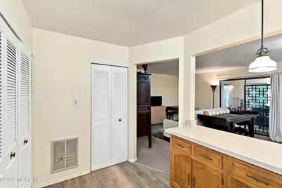 112 Manchester Court, Red Bank, NJ 07701 - Photo 11