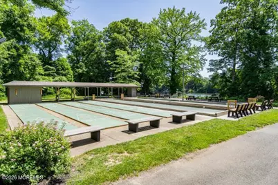 112 Manchester Court, Red Bank, NJ 07701 - Photo 29