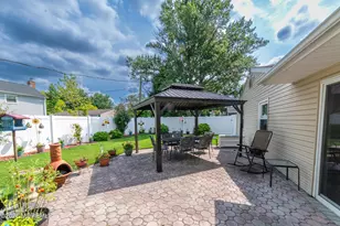 46 Deborah Ln, Aberdeen Township, NJ 07747 - Photo 7