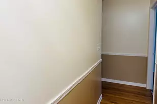 339 Jeffries St, Perth Amboy, NJ 08862 - Photo 13