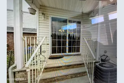 339 Jeffries Street, Perth Amboy, NJ 08862 - Photo 11