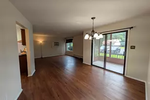 72 Overlook Way, Manalapan Township, NJ 07726 - Photo 3