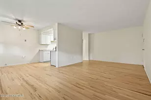 63 Stonehurst Blvd, Freehold, NJ 07728 - Photo 5