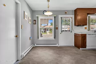 995 Argyll Circle, Lakewood, NJ 08701 - Photo 3