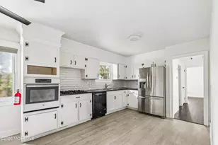 297 Cambourne Dr, Toms River Township, NJ 08753 - Photo 3