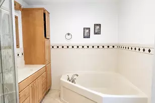 565 Azalea Dr, Brick, NJ 08724 - Photo 17