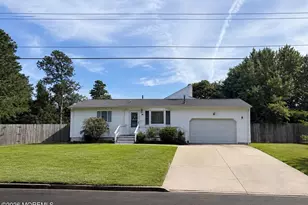 565 Azalea Dr, Brick, NJ 08724 - Photo 1