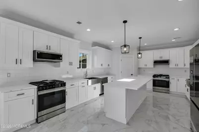 608 Sixth Avenue, Toms River Township, NJ 08757 - Photo 17